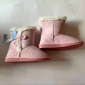 Dawgs 3 Button Boot Pink Size 12/13